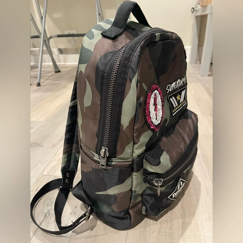 Superdry Green Camouflage Backpack with Patches, SuperDry Midi Backpack